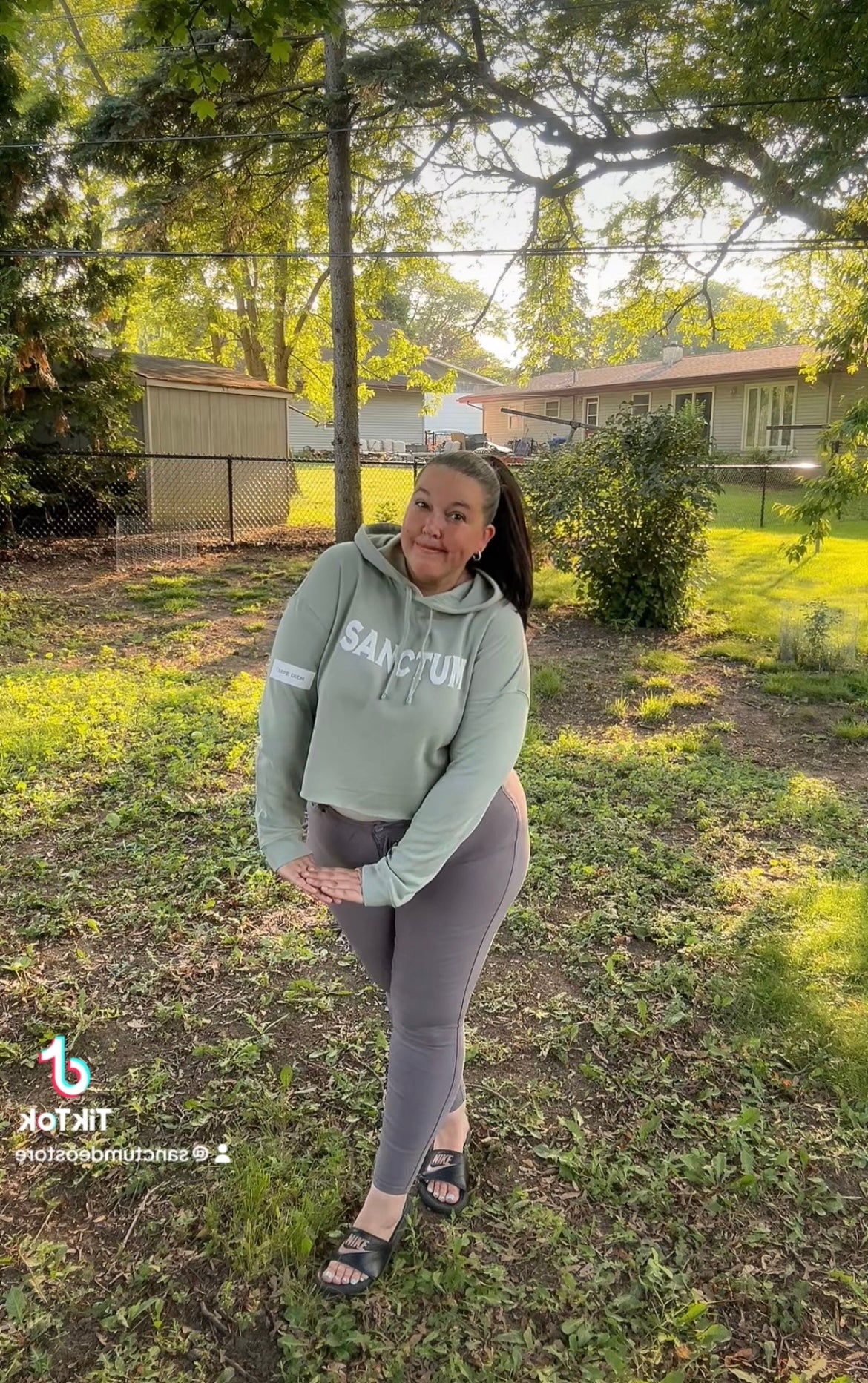 Carpe Diem - Crop Top Hoodie